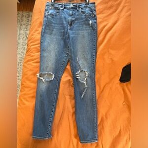Gap “true skinny” jeans size 12/31